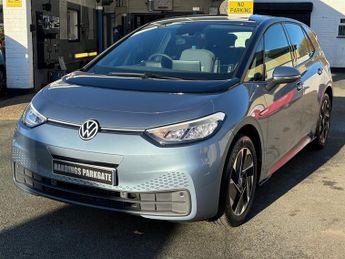 Volkswagen ID.3 Pure Performance 45kWh Life Hatchback 5dr Electric Auto (150 ps)