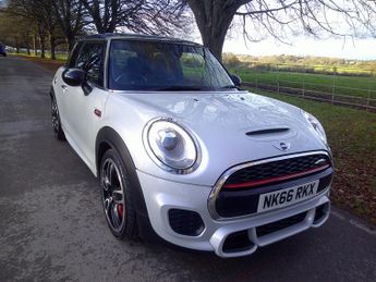 MINI John Cooper Works 2.0 John Cooper Works Hatchback 3dr Petrol Manual Euro 6 (s/s) (