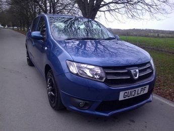 Dacia Sandero 1.2 Laureate Hatchback 5dr Petrol Manual Euro 5 (75 ps)