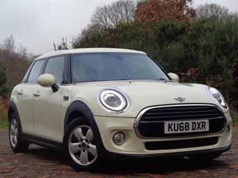 MINI Hatch 1.5 Cooper Hatchback 5dr Petrol Steptronic Euro 6 (s/s) (136 ps)