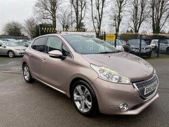 Peugeot 208 1.6 VTi Allure Hatchback 5dr Petrol Auto Euro 5 (120 ps)