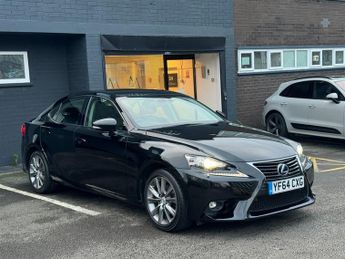 Lexus IS 2.5 Executive Edition Saloon 4dr Petrol Hybrid E-CVT Euro 5 (s/s