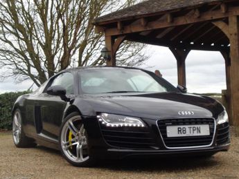 Audi R8 4.2 FSI V8 Coupe 2dr Petrol R Tronic quattro Euro 4 (420 ps)