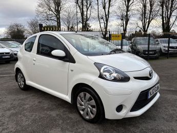 Toyota AYGO 1.0 VVT-i Ice Hatchback 3dr Petrol MultiMode Euro 5 (67 ps)