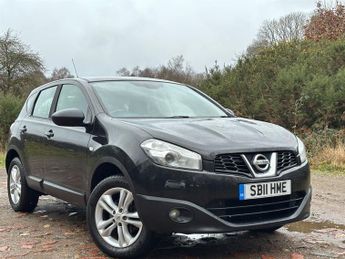 Nissan Qashqai 1.6 Acenta SUV 5dr Petrol Manual 2WD Euro 5 (s/s) (117 ps)