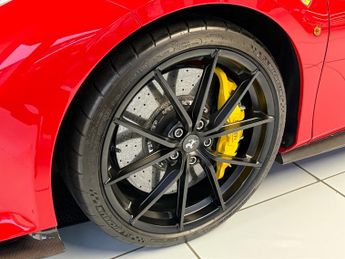 Ferrari 488 Pista 3.9T V8 F1 DCT