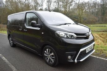 Toyota Verso 2.0D Family Medium MPV MWB Euro 6 (s/s) 5dr (8 Seat)