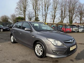 Hyundai I30 1.6 CRDi Classic Hatchback 5dr Diesel Manual Euro 4 (89 bhp)