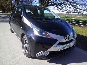 Toyota AYGO 1.0 VVT-i x-clusiv Hatchback 5dr Petrol Manual Euro 5 Euro 5 (68