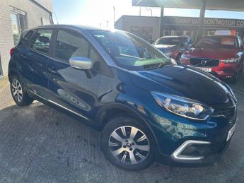 Renault Captur PLAY TCE