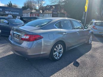 Infiniti M 3.5 35h V6 GT Premium Saloon 4dr Petrol Hybrid Auto Euro 5 (s/s)
