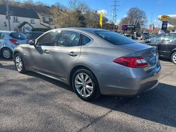 Infiniti M 3.5 35h V6 GT Premium Saloon 4dr Petrol Hybrid Auto Euro 5 (s/s)