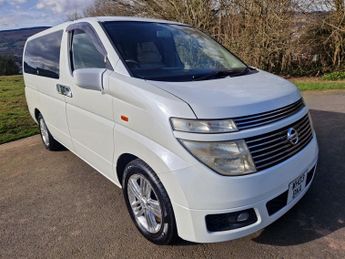 Nissan Elgrand 