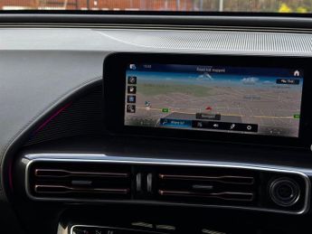 Mercedes EQC 400 80kWh AMG Line (Premium) Auto 4MATIC 5dr