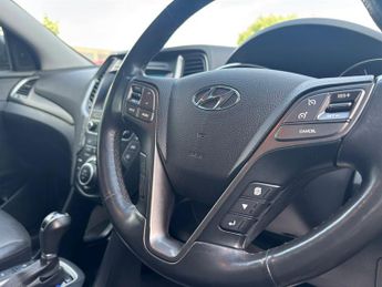 Hyundai Santa Fe 2.2 CRDi Wiggins Edition Blue Drive Euro6 (7 Seat) 5dr Auto