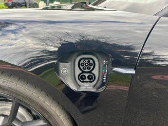 Porsche Taycan Performance Plus 93.4kWh Turbo