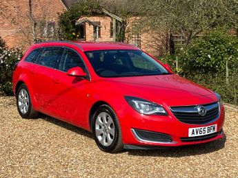 Vauxhall Insignia 2.0 CDTi Tech Line Sports Tourer 5dr Diesel Auto Euro 6 (170 ps)