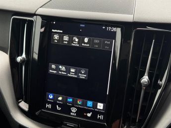 Volvo XC60 2.0h T8 Twin Engine 10.4kWh R-Design Auto AWD Euro 6 (s/s) 5dr