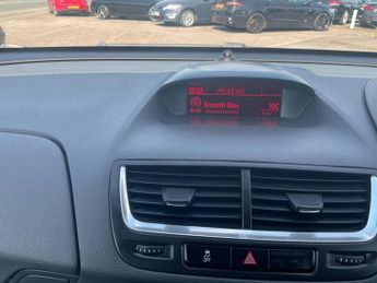 Vauxhall Mokka SE