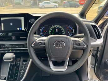 Toyota Voxy TOYOTA VOXY HYBRID BRAND NEW 1.8L AUTO 7 SEAT ULEZ 74-24 FRESH I