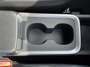 Toyota Voxy TOYOTA VOXY HYBRID BRAND NEW 1.8L AUTO 7 SEAT ULEZ 74-24 FRESH I