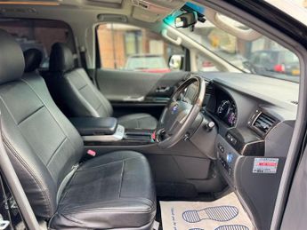 Toyota Alphard HYBRID 2.4L AUTO CRUISE 7 SEATS 5dr