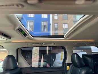 Toyota Alphard HYBRID 2.4L AUTO CRUISE 7 SEATS 5dr