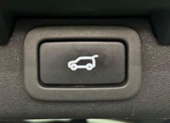 Land Rover Discovery 3.0 TD V6 HSE Luxury Auto 4WD Euro 6 (s/s) 5dr