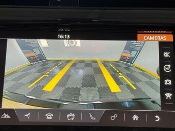 Land Rover Discovery 3.0 TD V6 HSE Luxury Auto 4WD Euro 6 (s/s) 5dr