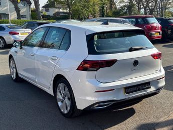 Volkswagen Golf 1.5 eTSI MHEV Style Hatchback 5dr Petrol Hybrid DSG Euro 6 (s/s)