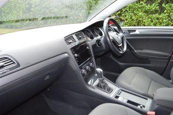 Volkswagen Golf 1.5 TSI EVO SE Nav Hatchback 5dr Petrol DSG Euro 6 (s/s) (130 ps