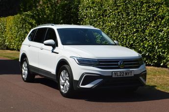 Volkswagen Tiguan 1.5 TSI Life SUV 5dr Petrol DSG Euro 6 (s/s) (150 ps)