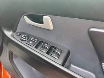 Kia Sportage 2.0 CRDi KX-3 SUV 5dr Diesel Auto AWD Euro 5 (134 bhp)