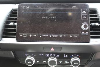 Honda Jazz I-MMD SR