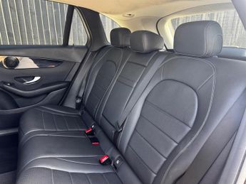 Mercedes GLC300 2.0 MHEV Sport G-Tronic+ 4MATIC Euro 6 (s/s) 5dr