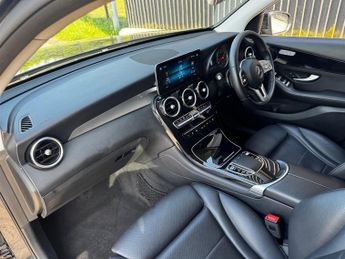 Mercedes GLC300 2.0 MHEV Sport G-Tronic+ 4MATIC Euro 6 (s/s) 5dr