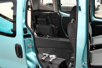 Fiat Qubo MULTIJET LOUNGE, Automatic, Disabled, Wheelchair Accessible Vehi