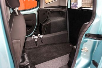 Fiat Qubo MULTIJET LOUNGE, Automatic, Disabled, Wheelchair Accessible Vehi