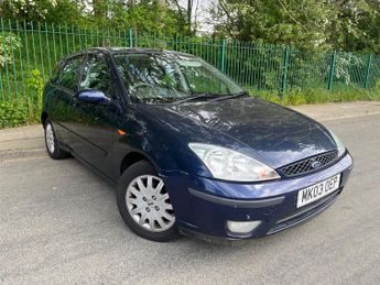 Ford Focus 2.0i 16v Ghia 5dr