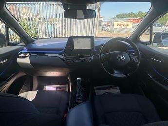 Toyota C-HR 1.8 VVT-h Dynamic SUV 5dr Petrol Hybrid CVT Euro 6 (s/s) (122 ps