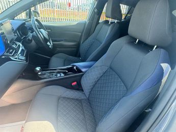 Toyota C-HR 1.8 VVT-h Dynamic SUV 5dr Petrol Hybrid CVT Euro 6 (s/s) (122 ps