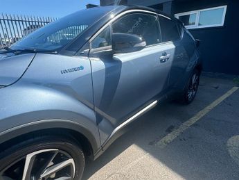 Toyota C-HR 1.8 VVT-h Dynamic SUV 5dr Petrol Hybrid CVT Euro 6 (s/s) (122 ps