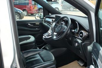 Mercedes V220 BLUETEC SPORT, Automatic, Disabled, Wheelchair Accessible Vehicl