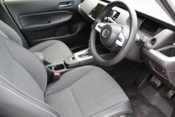 Honda Jazz I-MMD ADVANCE