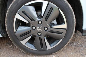 Honda Jazz I-MMD ADVANCE