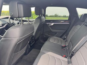 Volkswagen Touareg V6 R-LINE TECH TDI 286 BHP