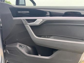 Volkswagen Touareg V6 R-LINE TECH TDI 286 BHP