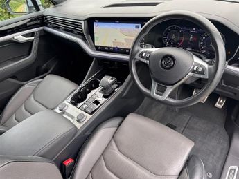Volkswagen Touareg V6 R-LINE TECH TDI 286 BHP