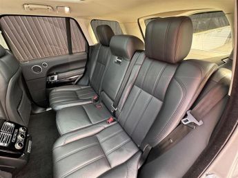 Land Rover Range Rover 4.4 SD V8 Vogue Auto 4WD Euro 6 (s/s) 5dr