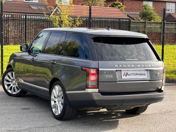 Land Rover Range Rover 4.4 SD V8 Vogue Auto 4WD Euro 6 (s/s) 5dr